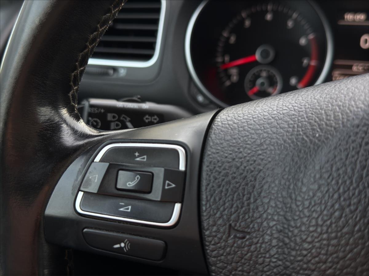 Volkswagen Golf Hatchback 1,4 l 90 kw