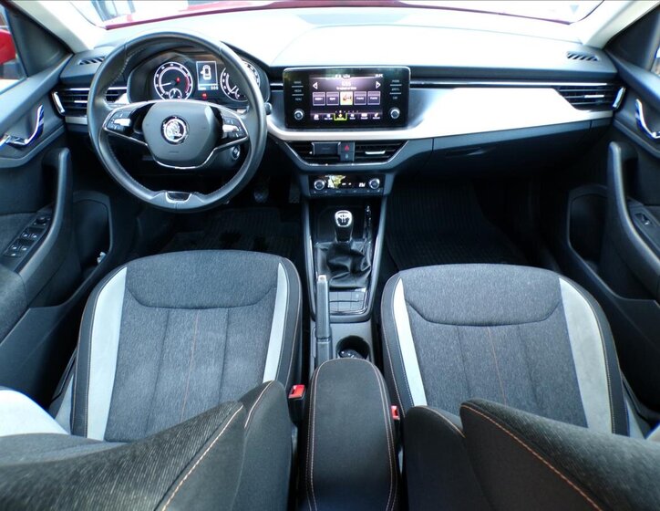 Škoda Kamiq Hatchback 999,0 70 kw