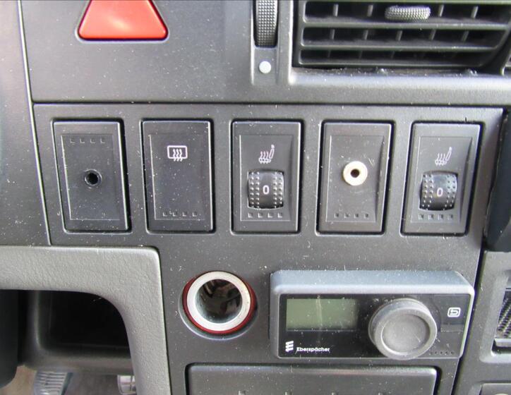 Volkswagen Multivan 18