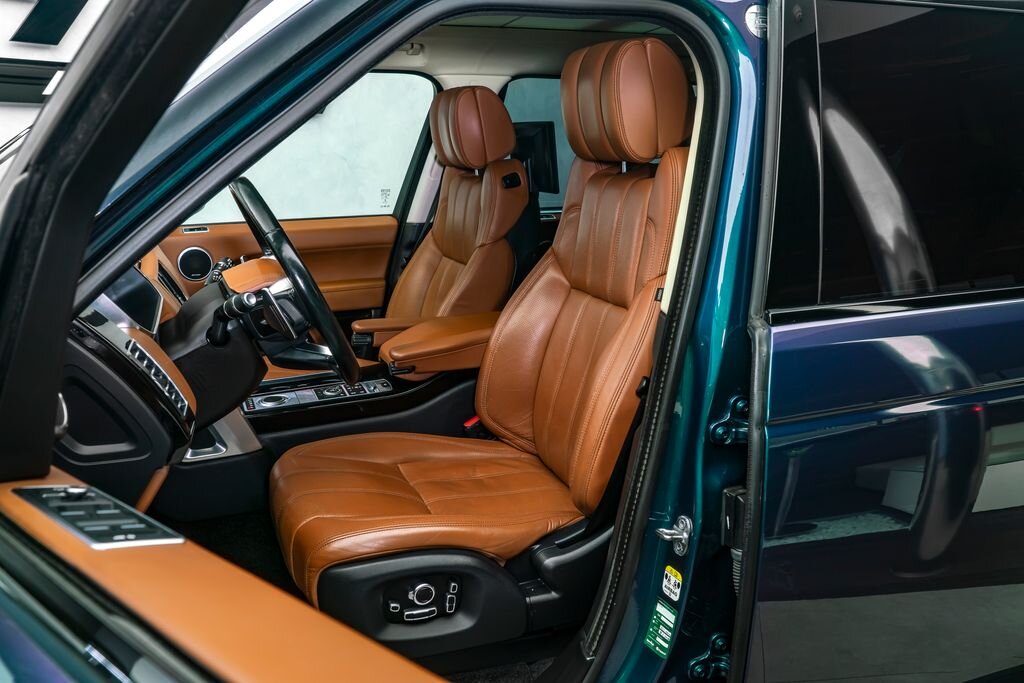 Land Rover Range Rover SUV 4,4 l 250 kw