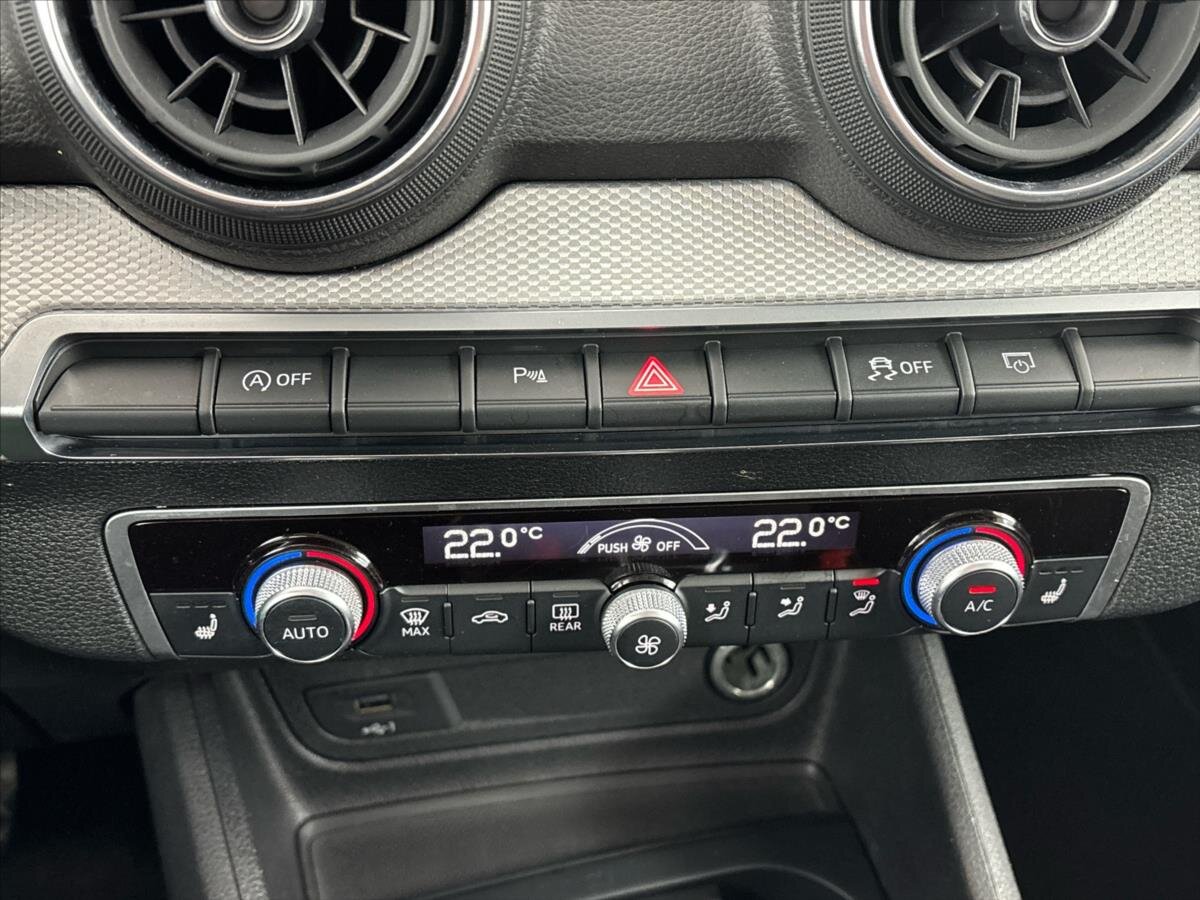 Audi Q2 SUV / Terénní 1,5 l 110 kw