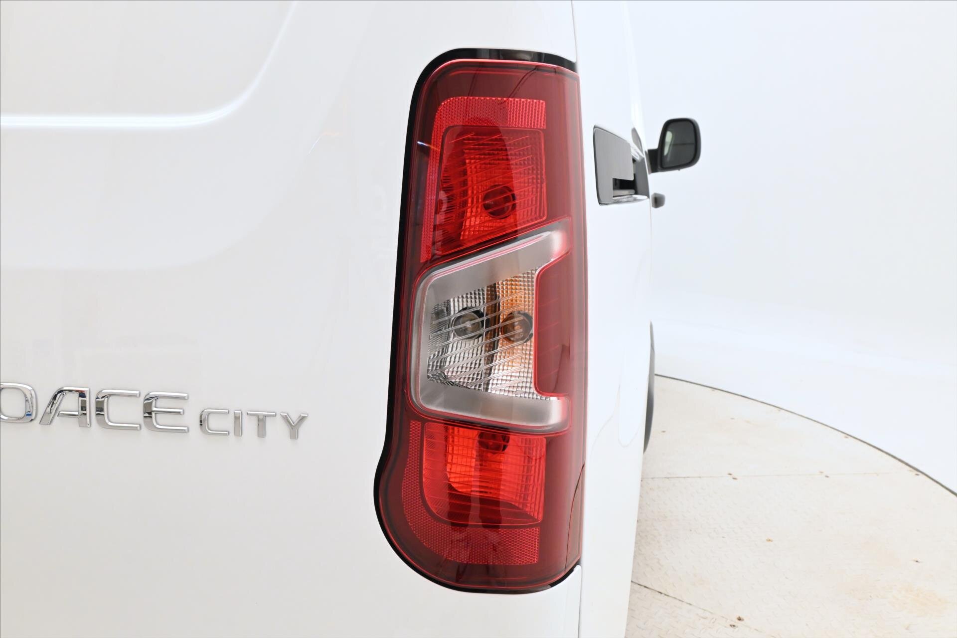 Toyota ProAce Skříň 1,5 l 75 kw