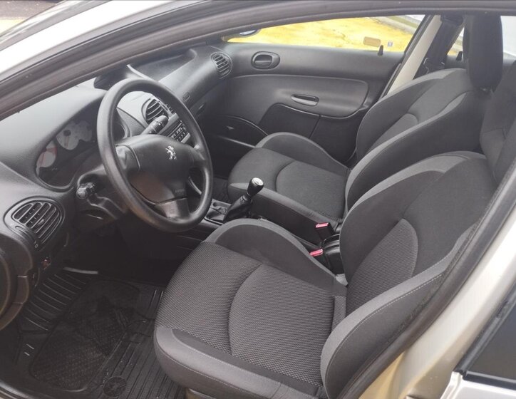 Peugeot 206 7