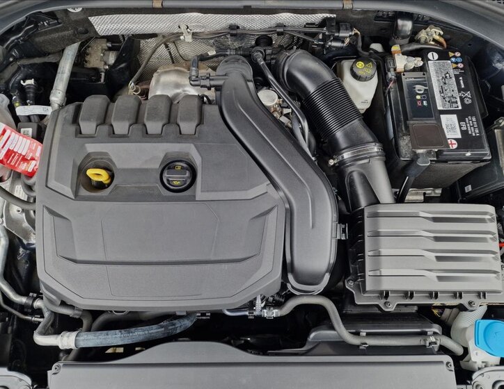 Škoda Superb Kombi 1,5 l 110 kw