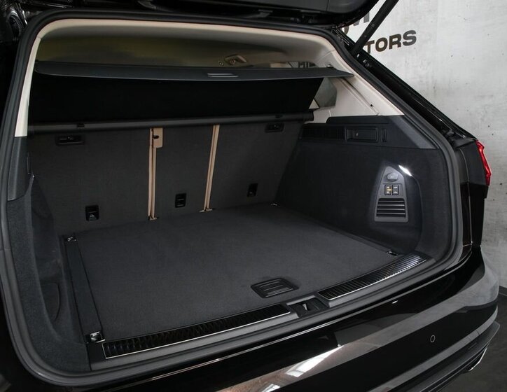 Volkswagen Touareg SUV 3,0 l 210 kw