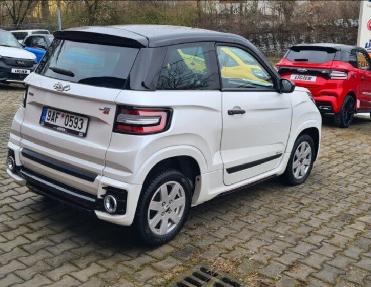 Ligier JS 60 Hatchback 478,0 6 kw