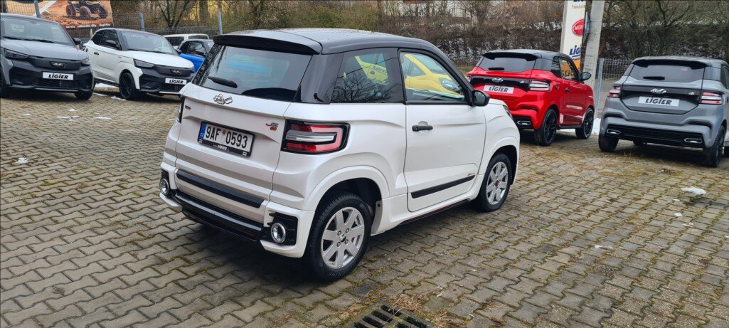 Ligier JS 60 Hatchback 478,0 6 kw