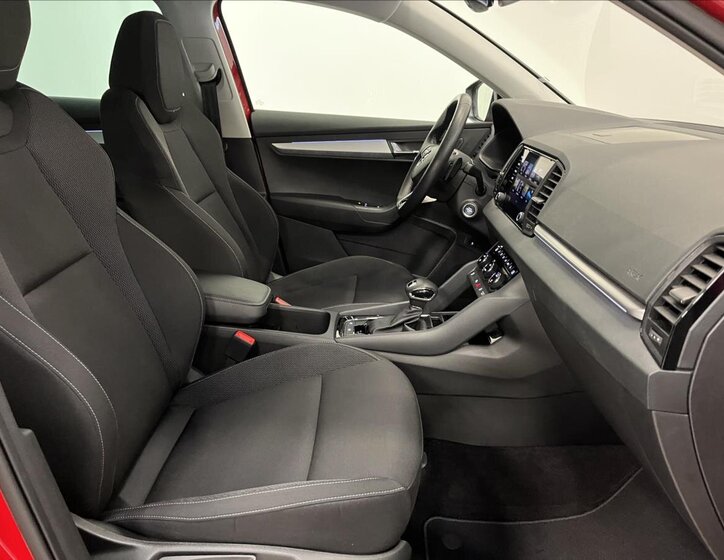 Škoda Karoq SUV 1,5 l 110 kw