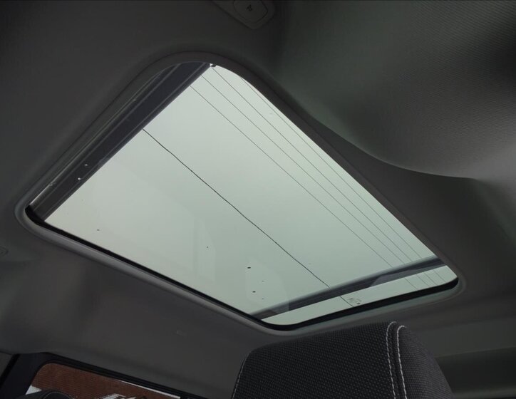 Ford Tourneo Connect MPV 998,0 74 kw