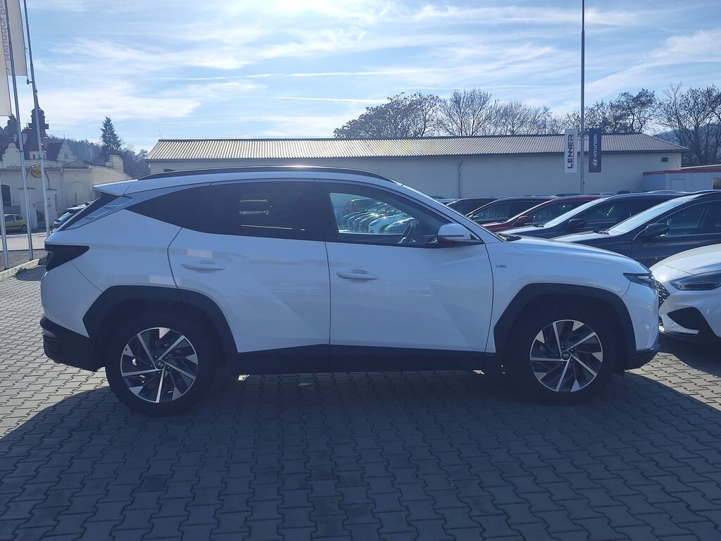 Hyundai Tucson SUV 1,6 l 100 kw