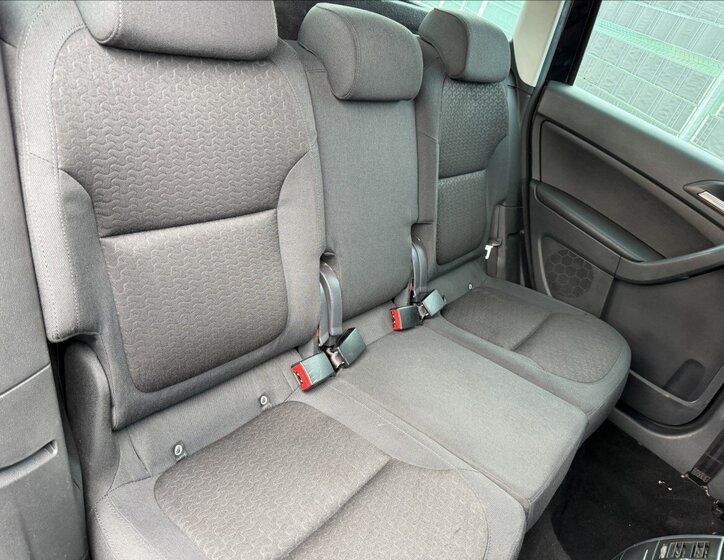 Škoda Yeti SUV / Terénní 1,6 l 77 kw