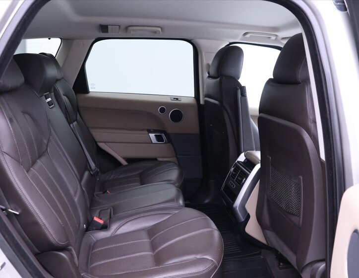 Land Rover Range Rover 16