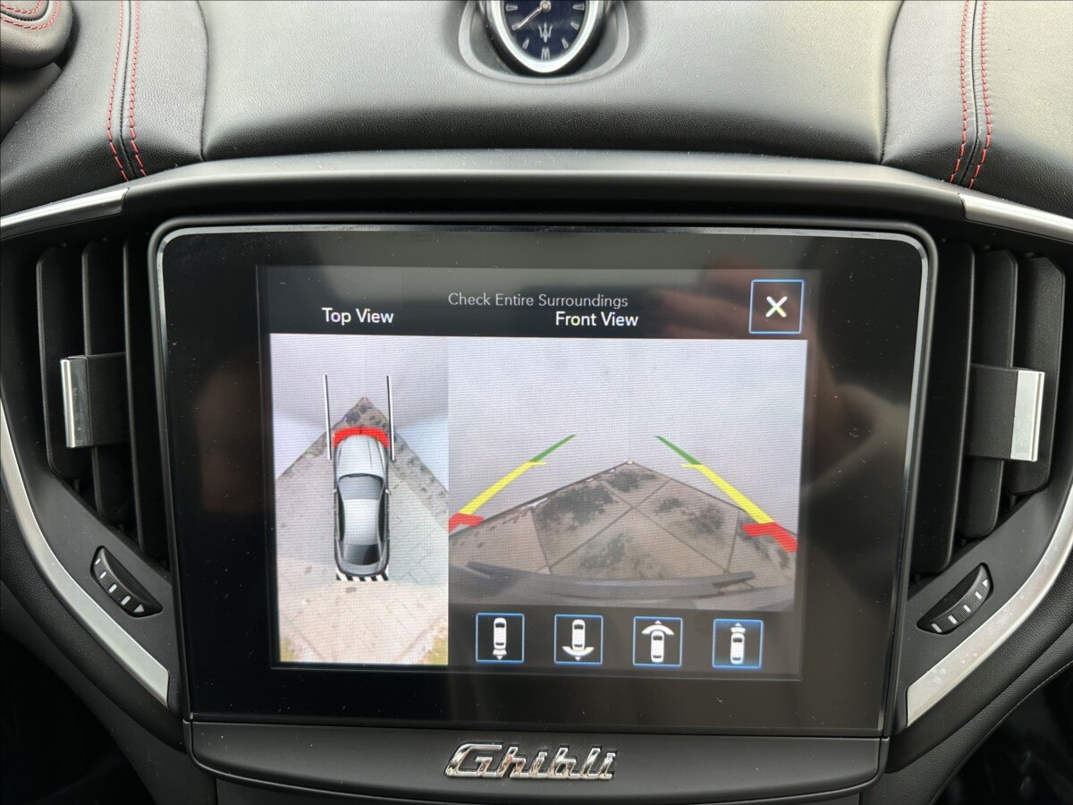 Maserati Ghibli Sedan 3,0 l 316 kw