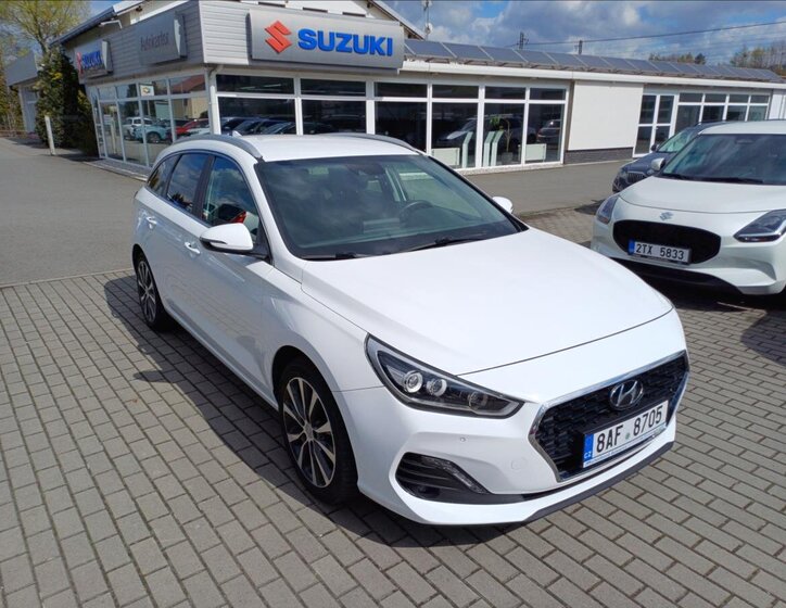 Hyundai i30 Kombi 1,4 l 103 kw