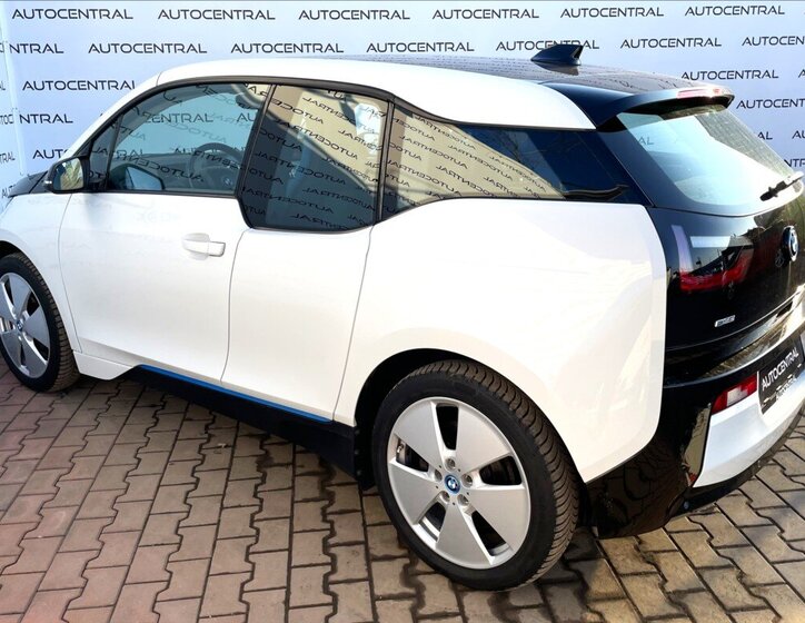 BMW i3 Hatchback 647,0 75 kw