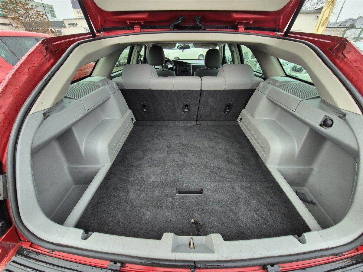 Dodge Magnum Kombi 2,7 l 142 kw