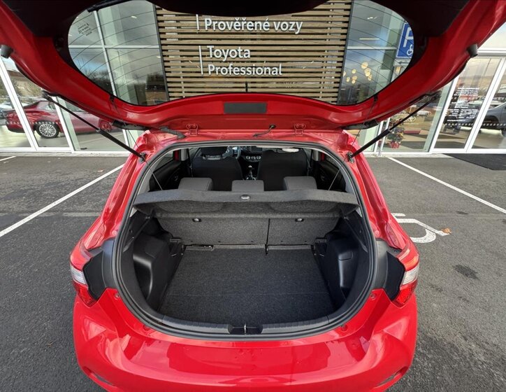 Toyota Yaris Hatchback 1,5 l 82 kw