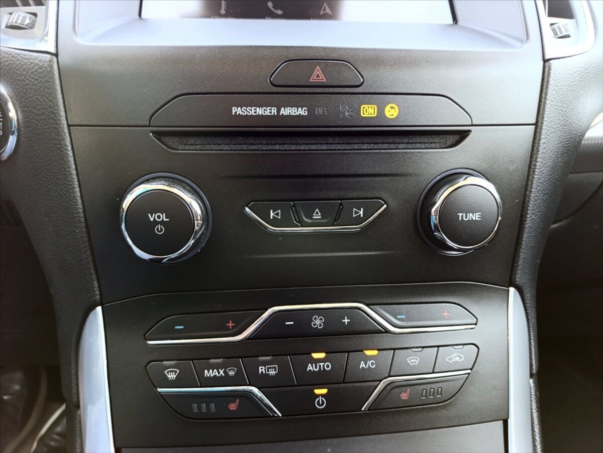 Ford S-MAX MPV 1,5 l 121 kw