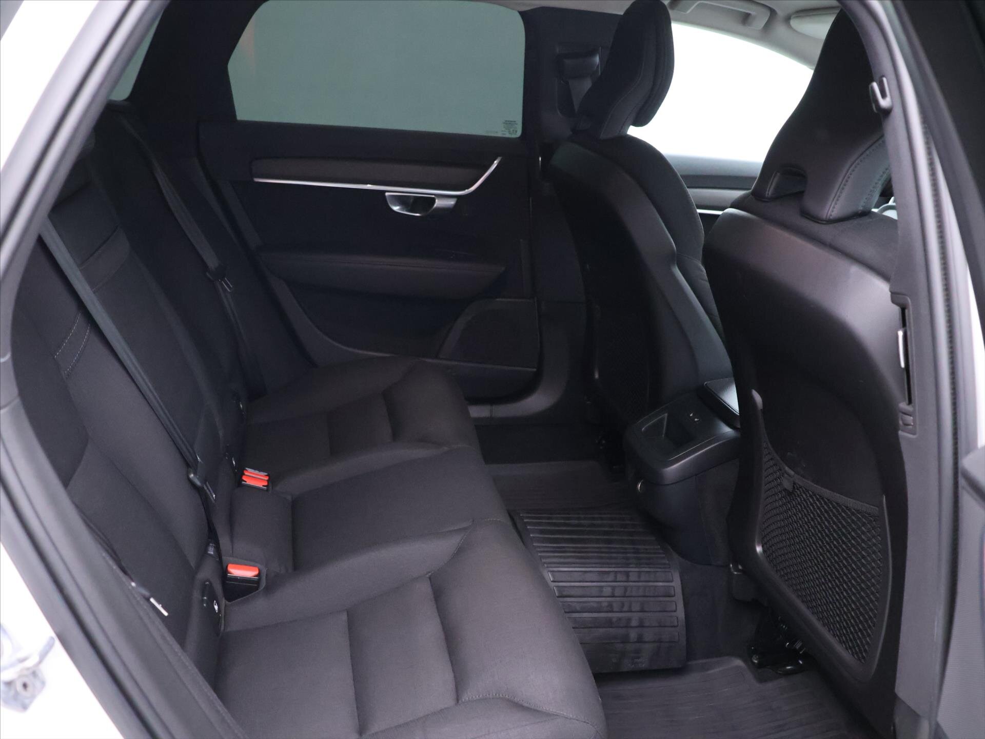 Volvo V90 Kombi 2,0 l 147 kw