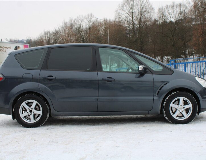 Ford S-MAX 4