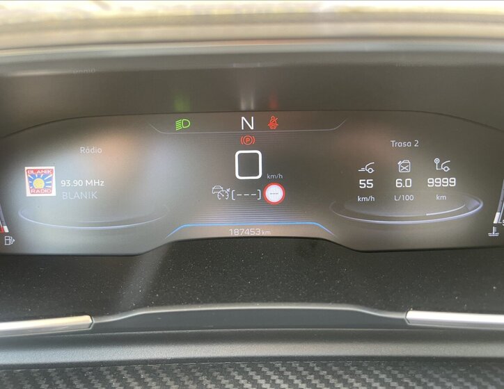 Peugeot 508 Kombi 2,0 l 120 kw