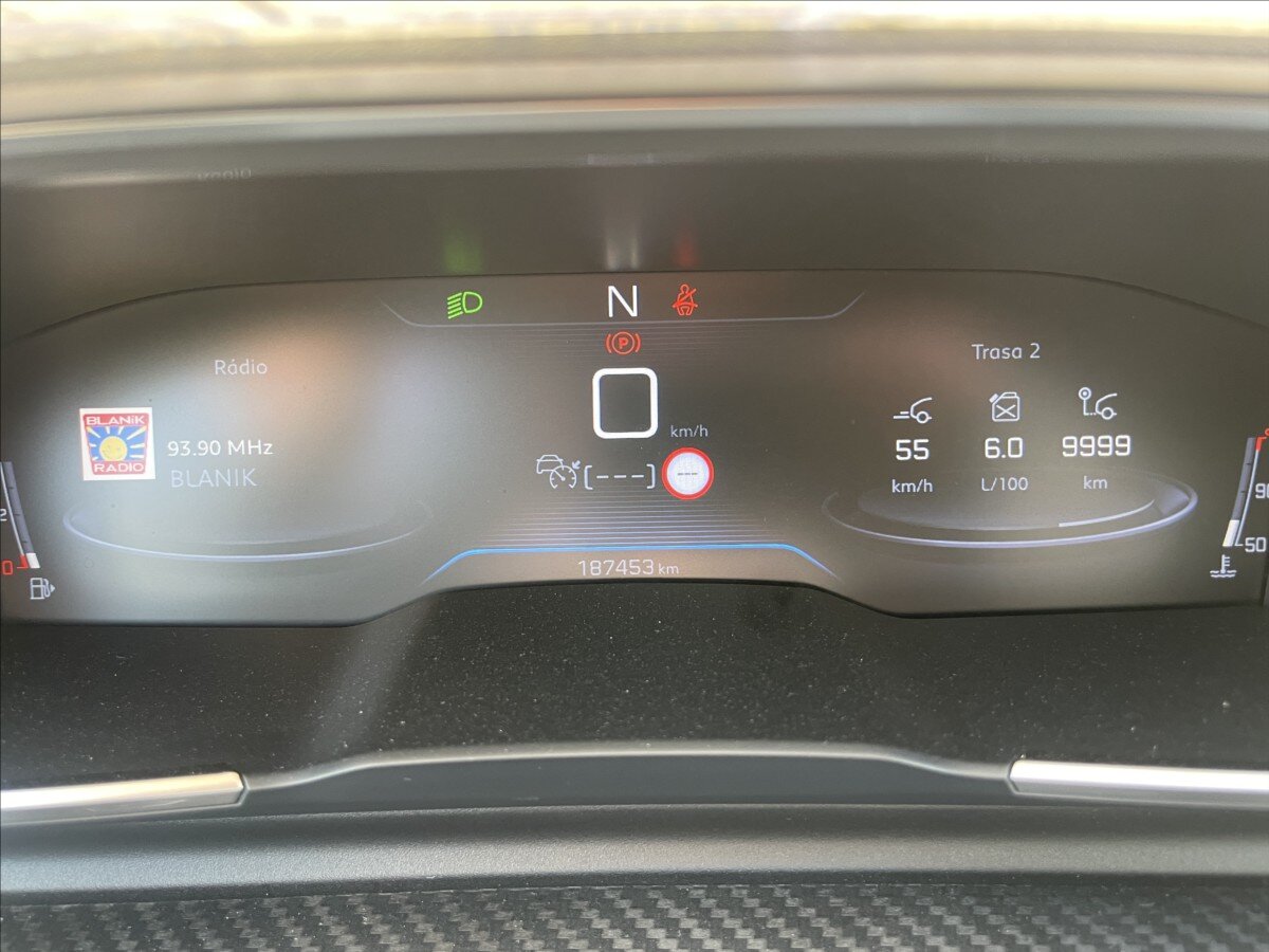 Peugeot 508 Kombi 2,0 l 120 kw