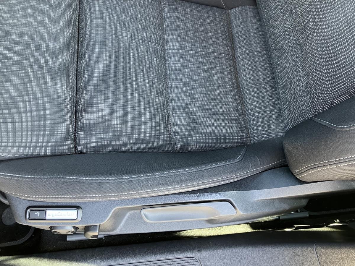 Volkswagen Passat Kombi 2,0 l 110 kw