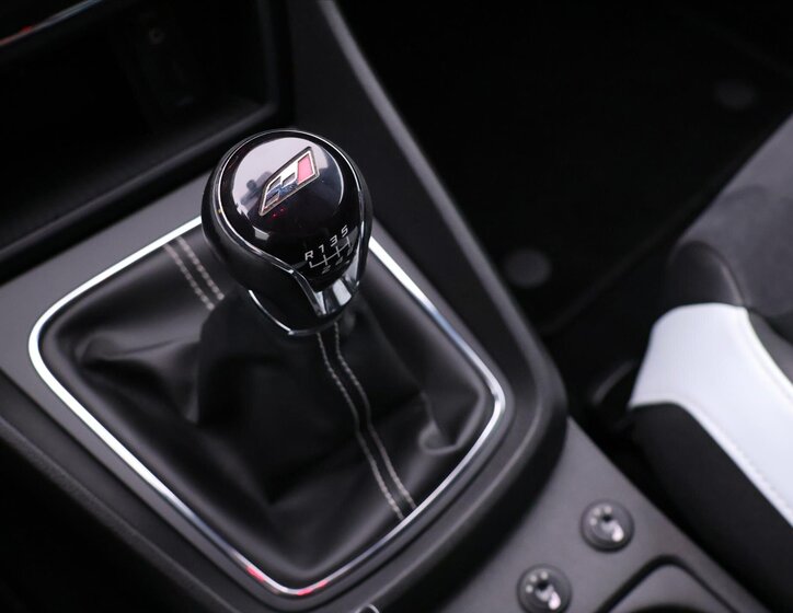 Seat Leon Hatchback 2,0 l 245 kw