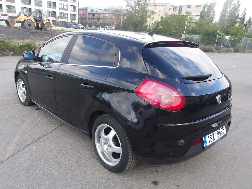 Fiat Bravo Hatchback 1,4 l 88 kw