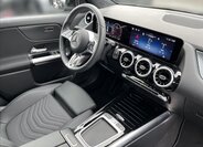 Mercedes-Benz GLA 18