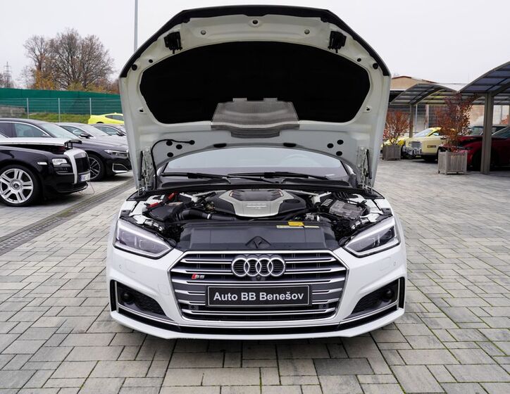 Audi S5 9