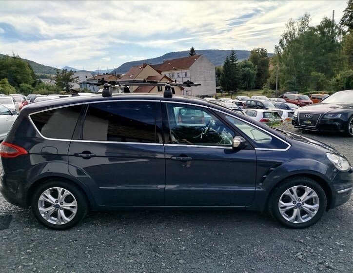 Ford S-MAX MPV 2,0 l 120 kw
