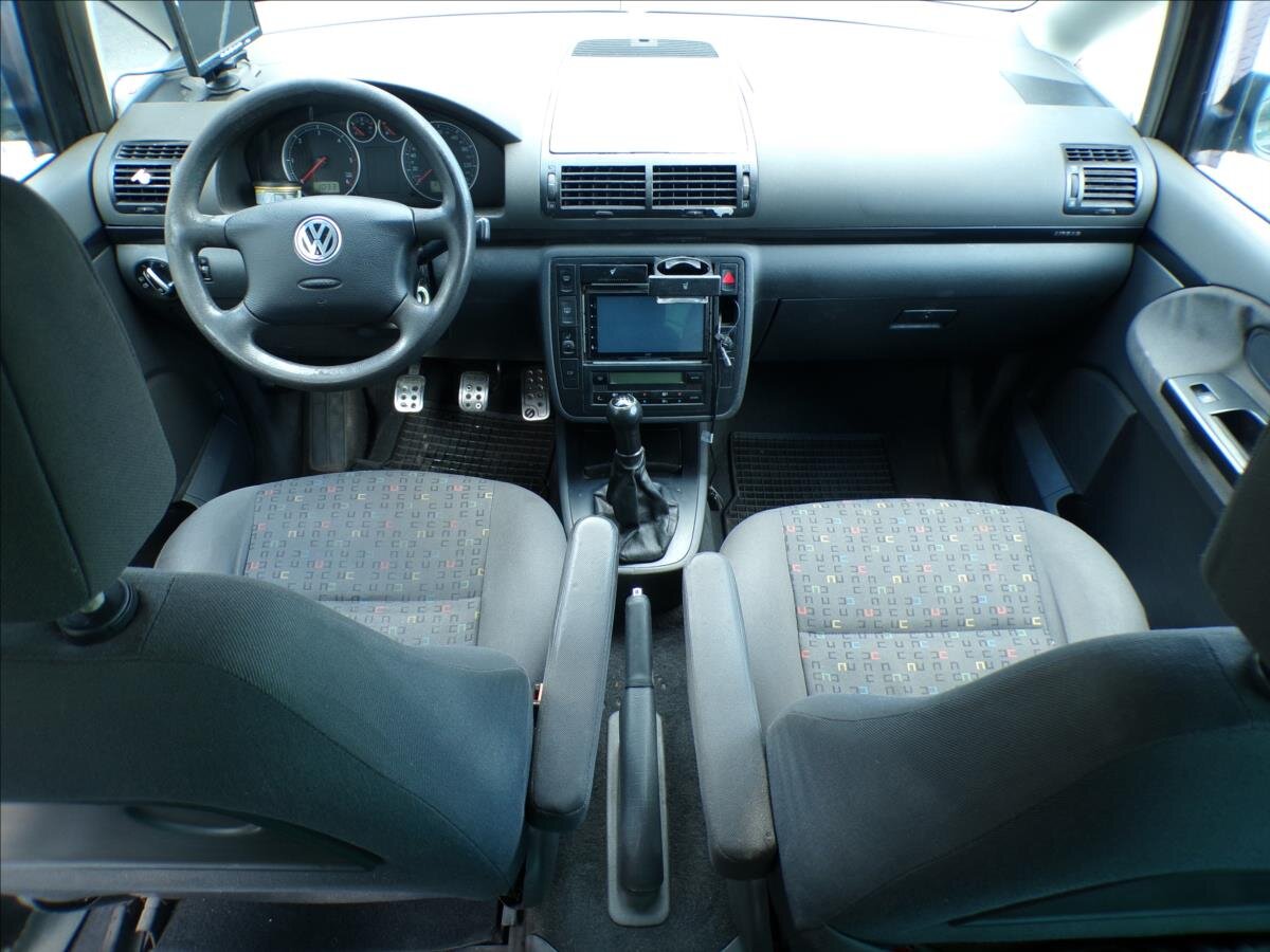 Volkswagen Sharan Kombi 1,9 l 85 kw