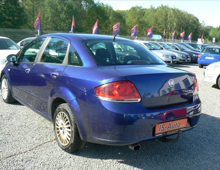 Fiat Linea Sedan 1,4 l 88 kw