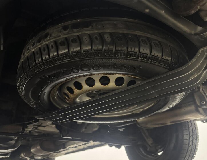 Volkswagen Caravelle Kombi 2,0 l 110 kw