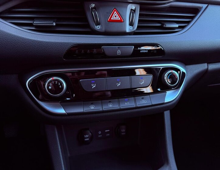 Hyundai i30 Hatchback 1,4 l 103 kw