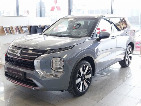 Mitsubishi Outlander SUV / Terénní 2,4 l 225 kw