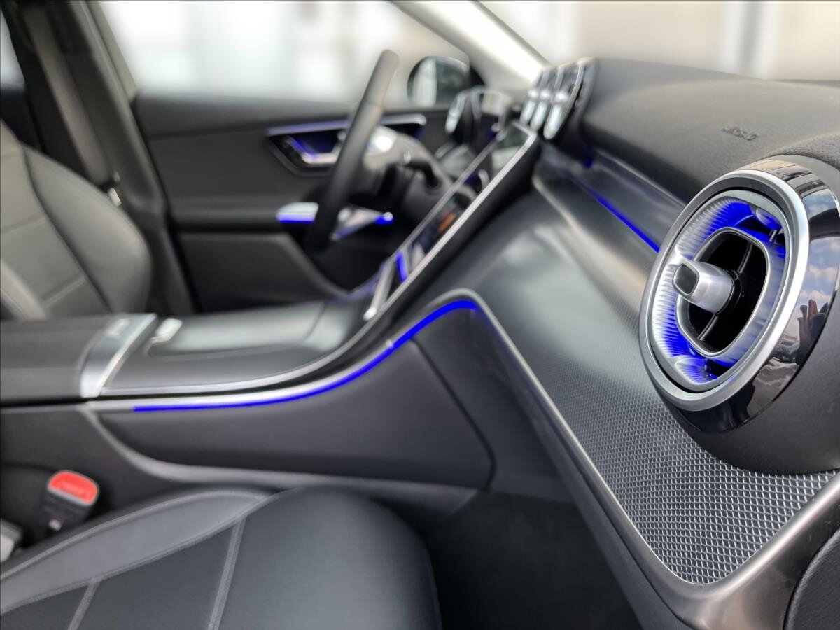 Mercedes-Benz GLC SUV 2,0 l 145 kw