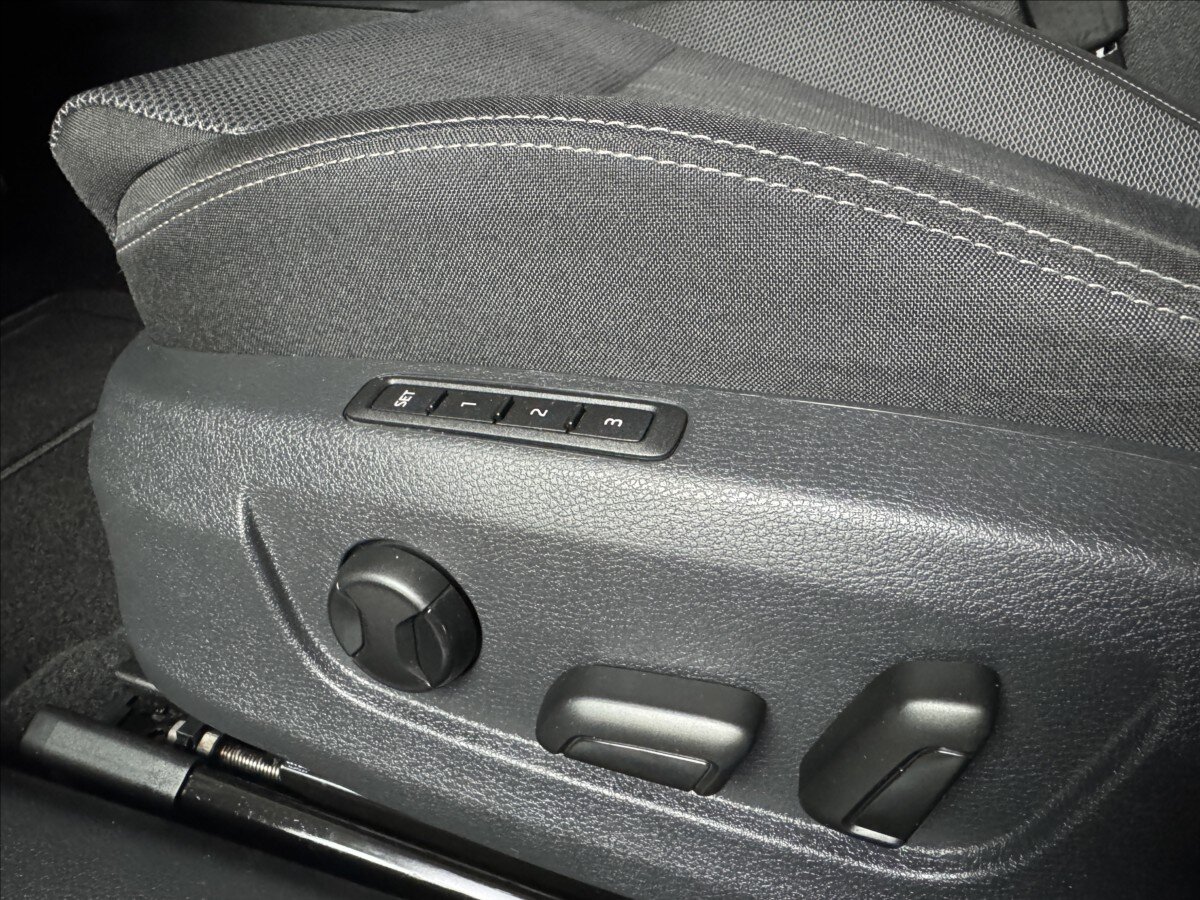 Škoda Superb Kombi 1,4 l 160 kw