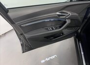 Audi Q8 e-tron SUV 0,0 300 kw