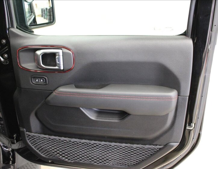 Jeep Wrangler Ostatní 2,0 l 200 kw