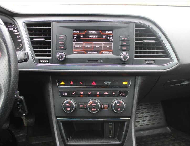 Seat Leon Kombi 1,4 l 92 kw