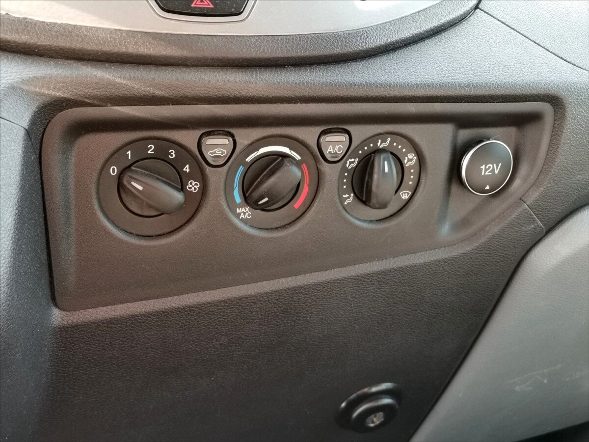 Ford Transit Valník 2,0 l 125 kw