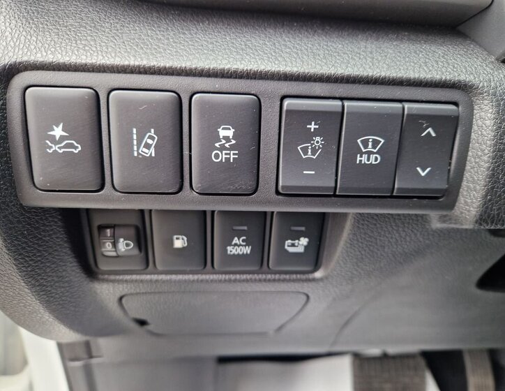 Mitsubishi Ostatní SUV / Terénní 2,4 l 138 kw