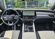 Lexus RX 500h SUV / Terénní 2,4 l 273 kw