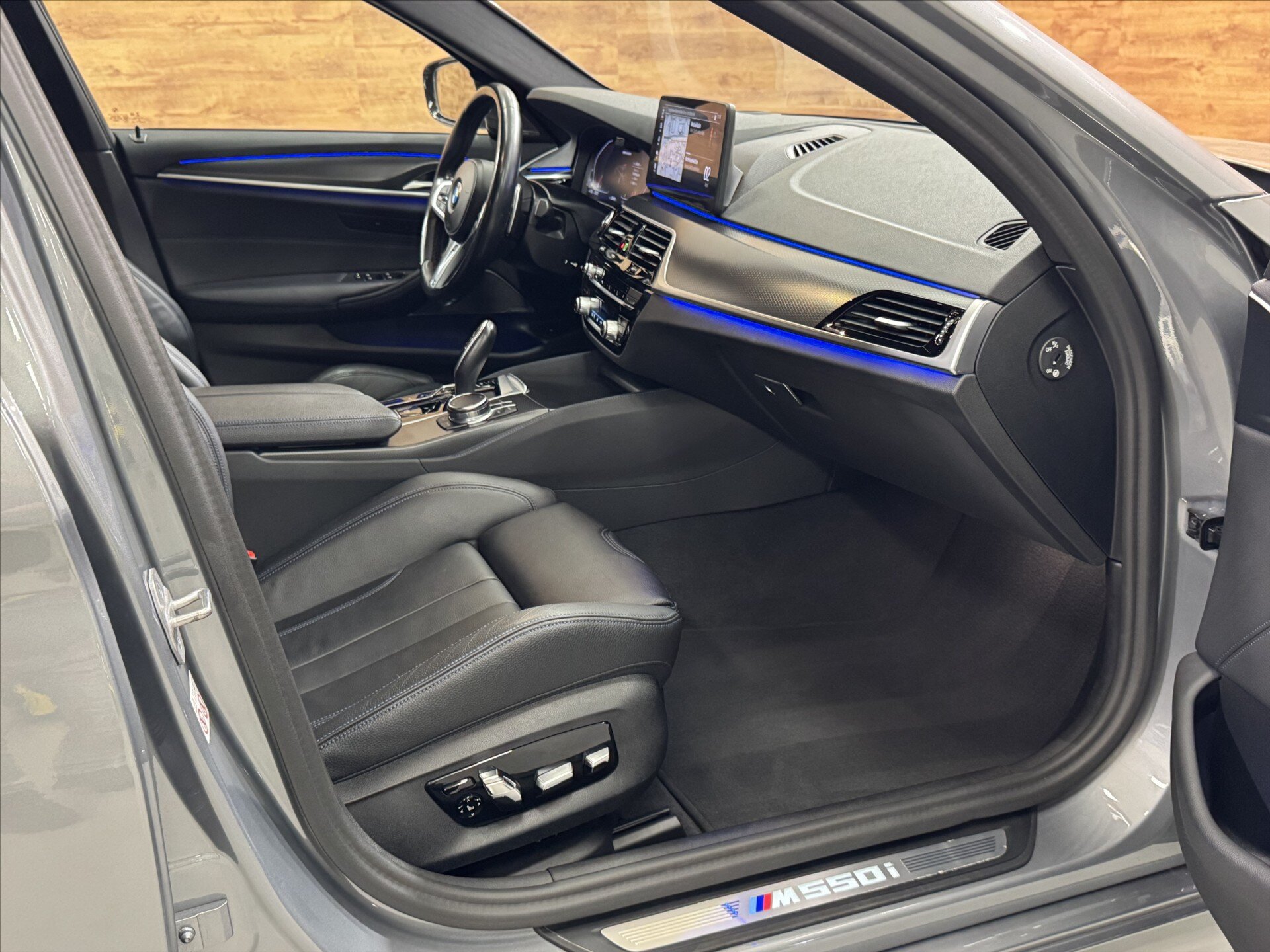 BMW Řada 5 Sedan / Limuzína 4,4 l 390 kw