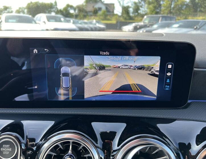 Mercedes-Benz Třídy A Hatchback 1,3 l 120 kw