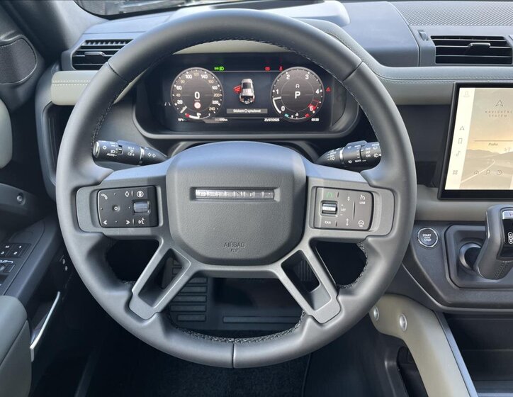 Land Rover Defender SUV / Terénní 3,0 l 147 kw
