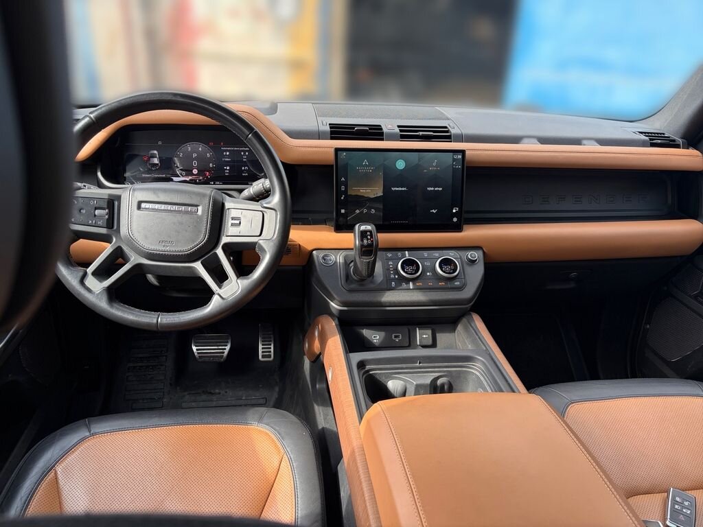Land Rover Defender SUV / Terénní 3,0 l 294 kw