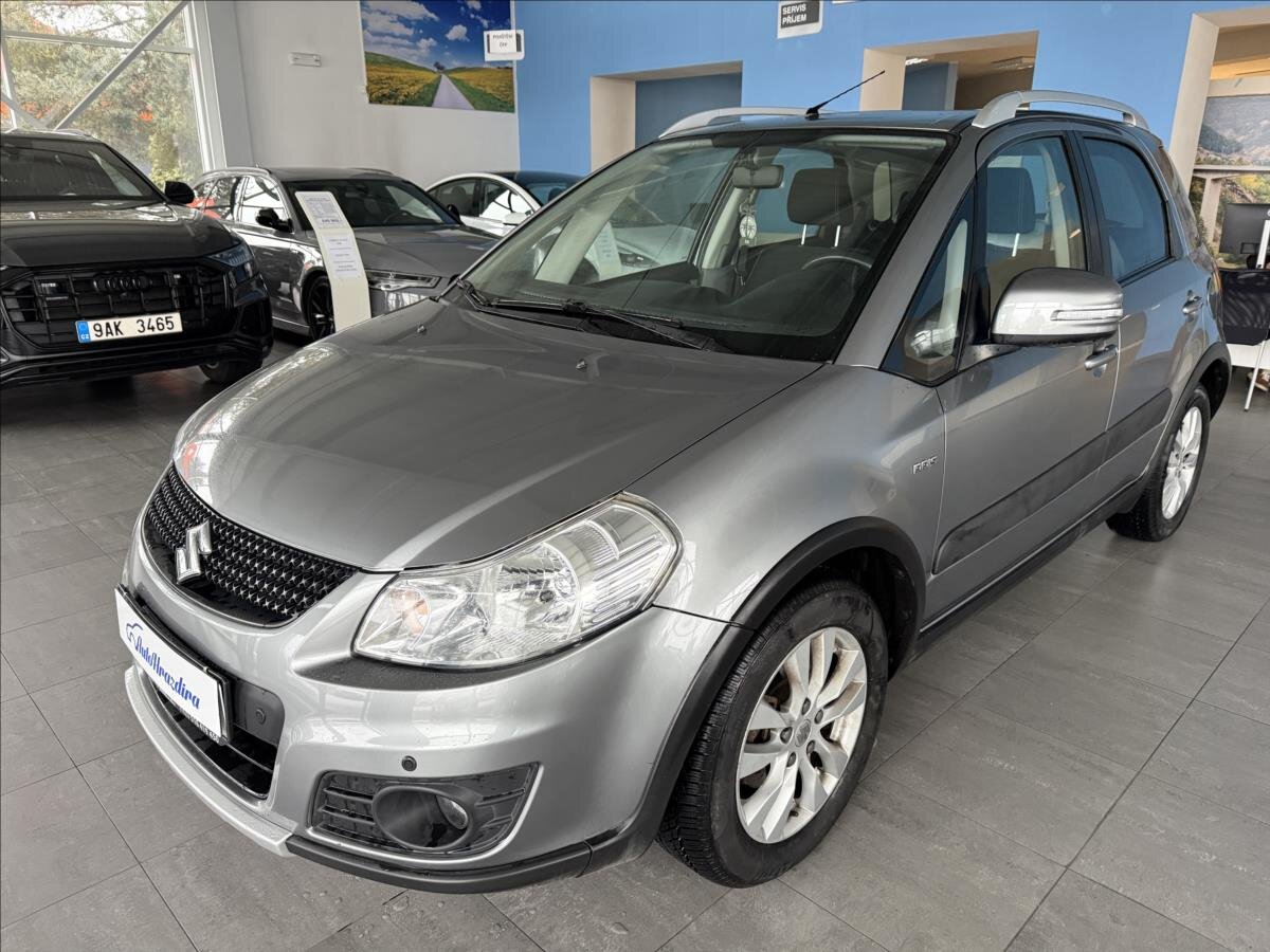 Suzuki SX4 Hatchback 2,0 l 99 kw